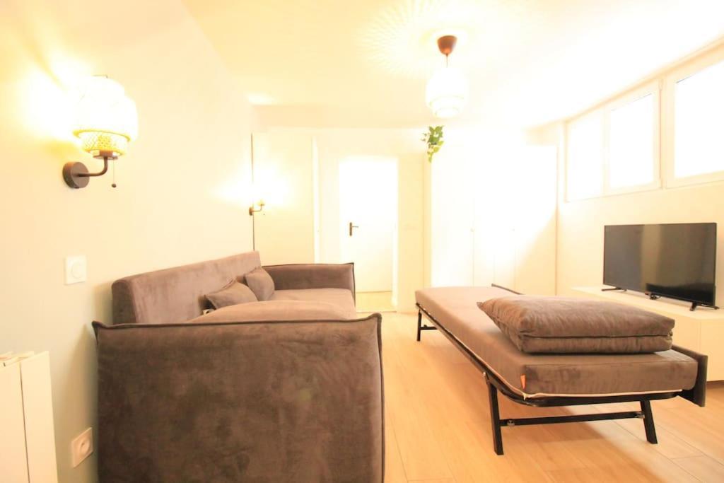 Disponible - Entier Renove - Canape Lit Emma - Rerb, 5mn Paris - 2 Pers - Parking Rue Gratuit - Equipe - 1er Etage - 3 * Arcueil