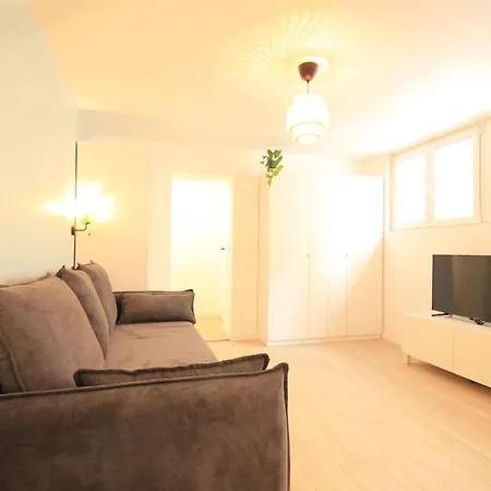 Disponible - Appartement Entier Renove - Canape Lit Emma - Rerb, 5Mn Paris - 2 Pers - Parking Rue Gratuit - Tout Equipe - 1Er Etage - 3 Arcueil Exterior photo